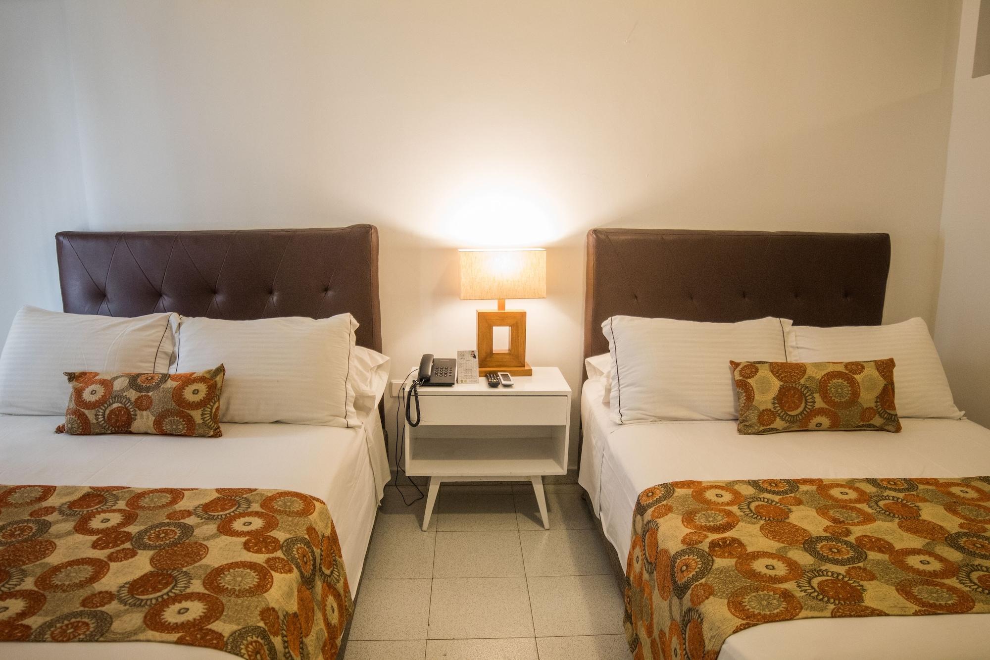 Hotel Playa Club Cartagène Extérieur photo