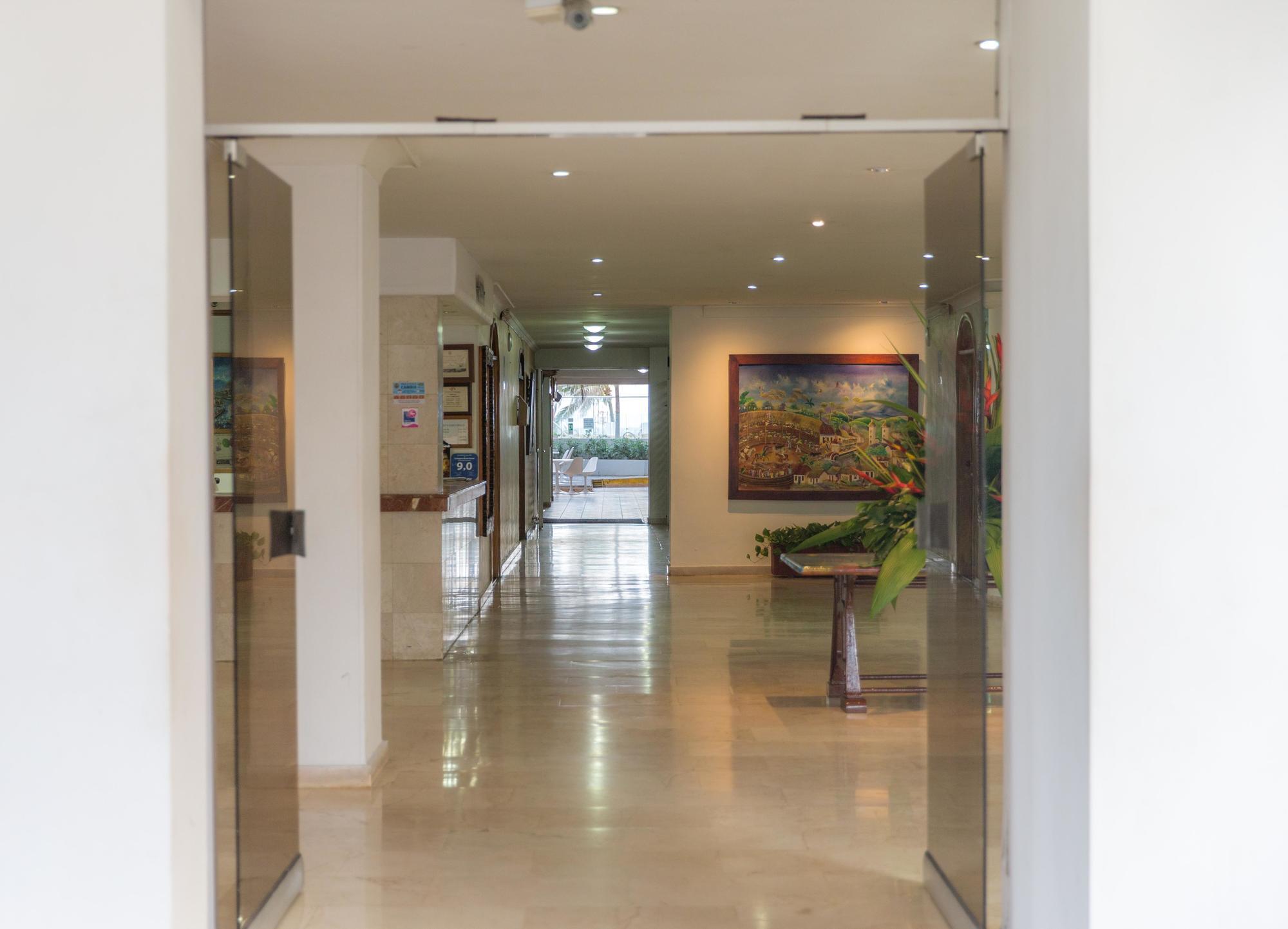 Hotel Playa Club Cartagène Extérieur photo